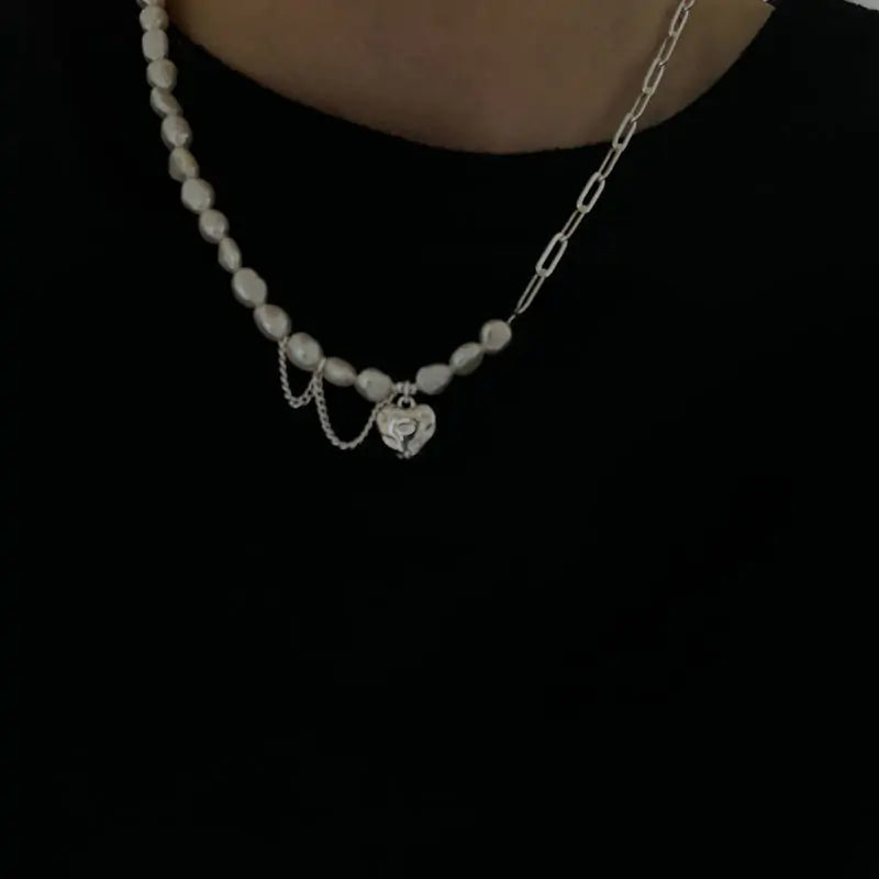 Asymmetry Chain Pearls Necklace